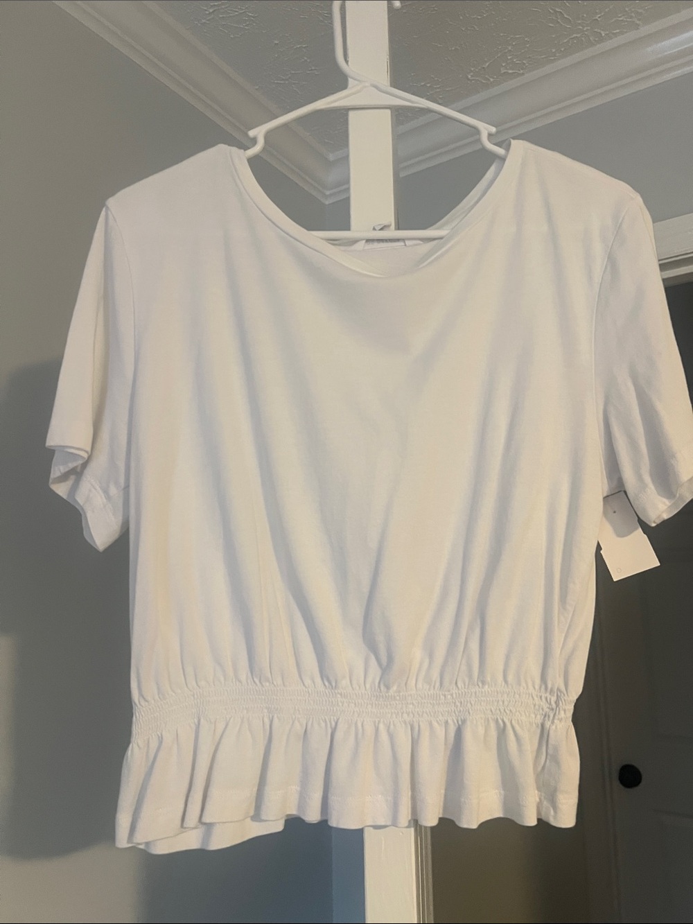 BB Dakota White Short Sleeve Peplum Top